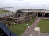 fortsumter.JPG (59625 bytes)
